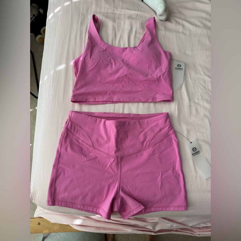 Mono b pink workout set